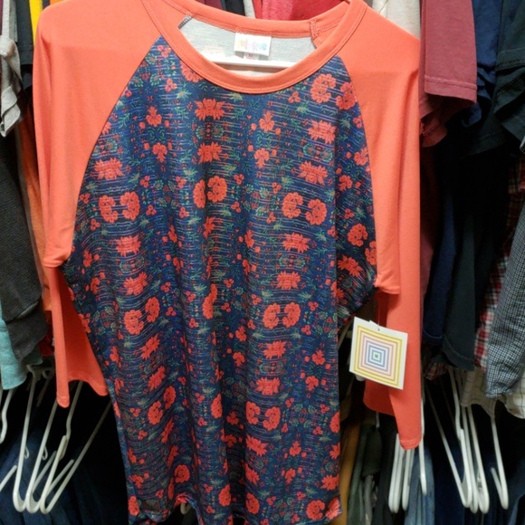 Lularoe Randy - Picture 1 of 1